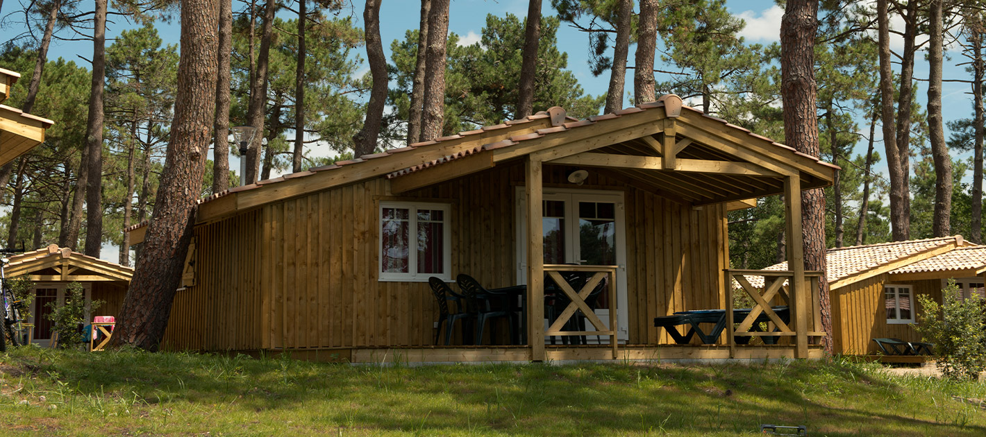 Very large mobile home at camping Les Embruns