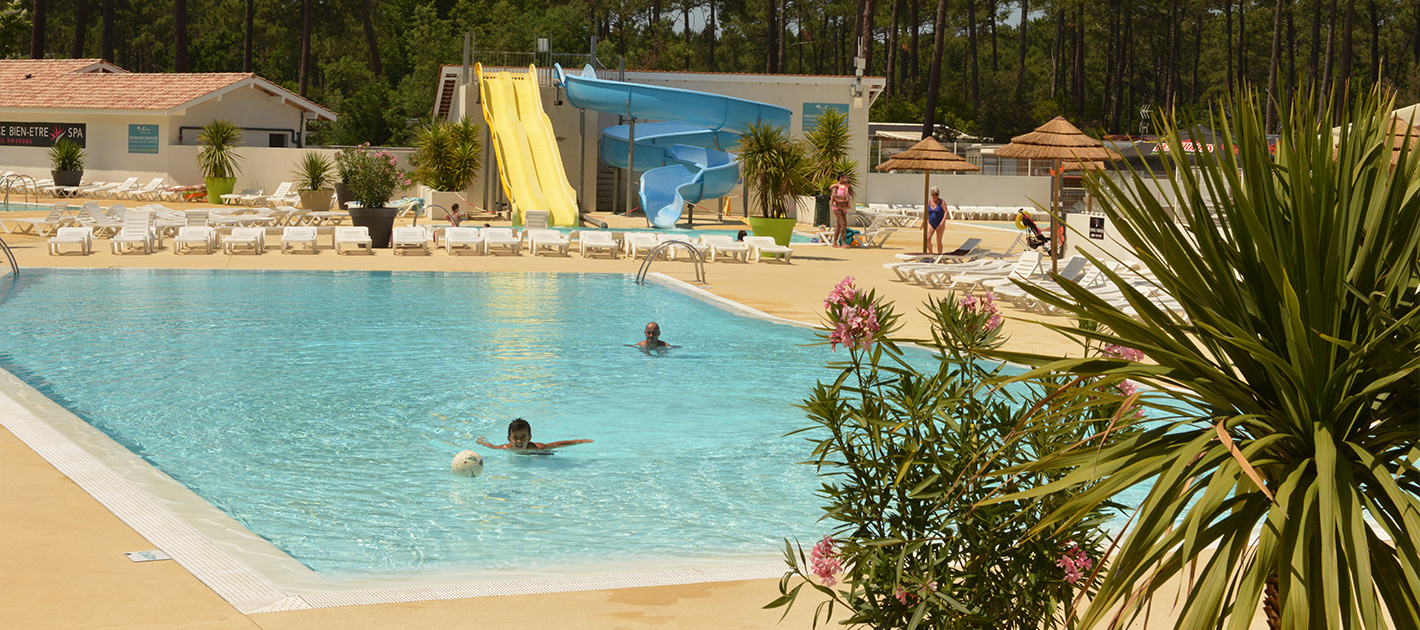 Piscine du camping Les Embruns