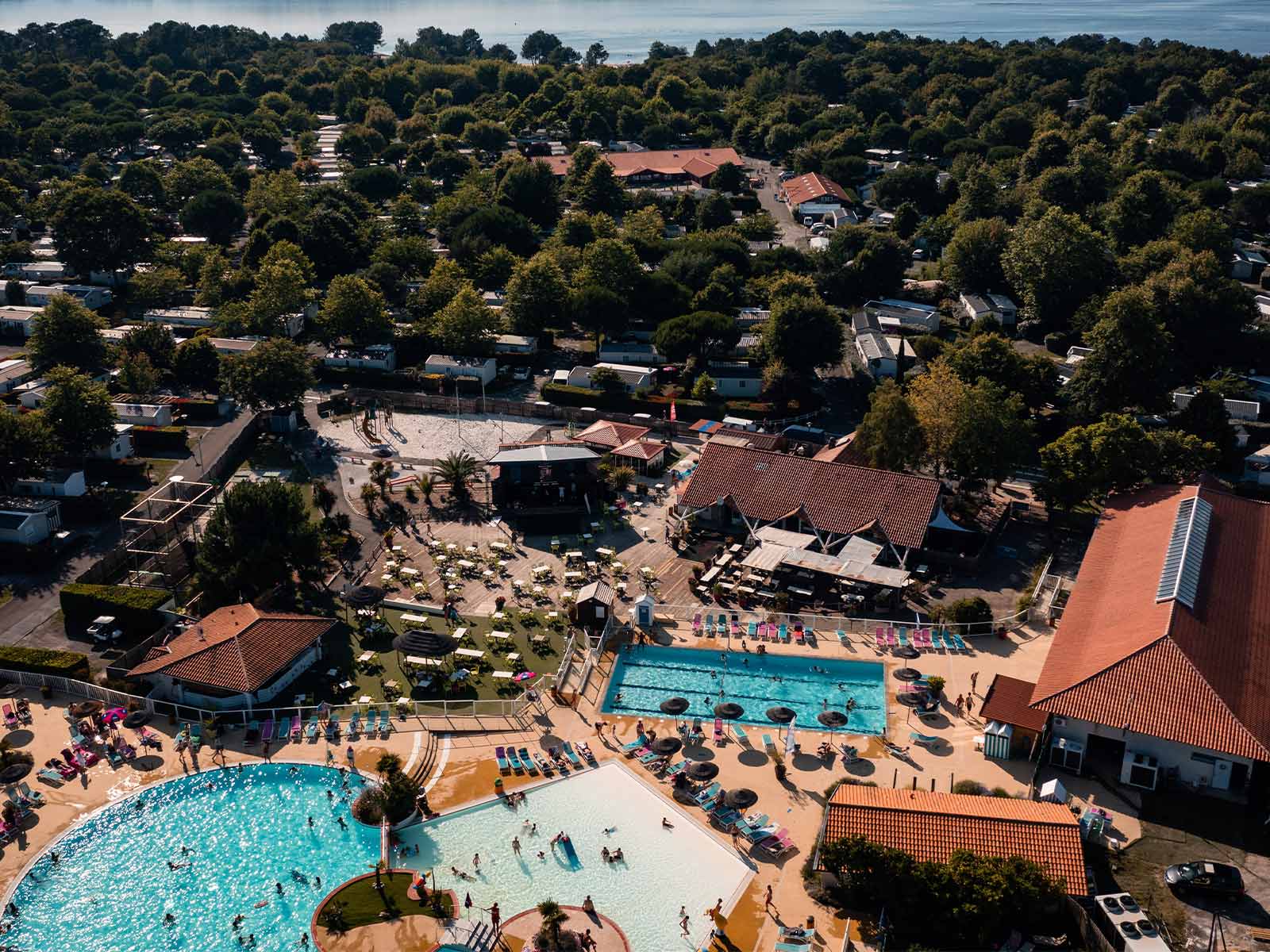 La magnifique vue aérienne du camping Siblu Villages La Réserve 1