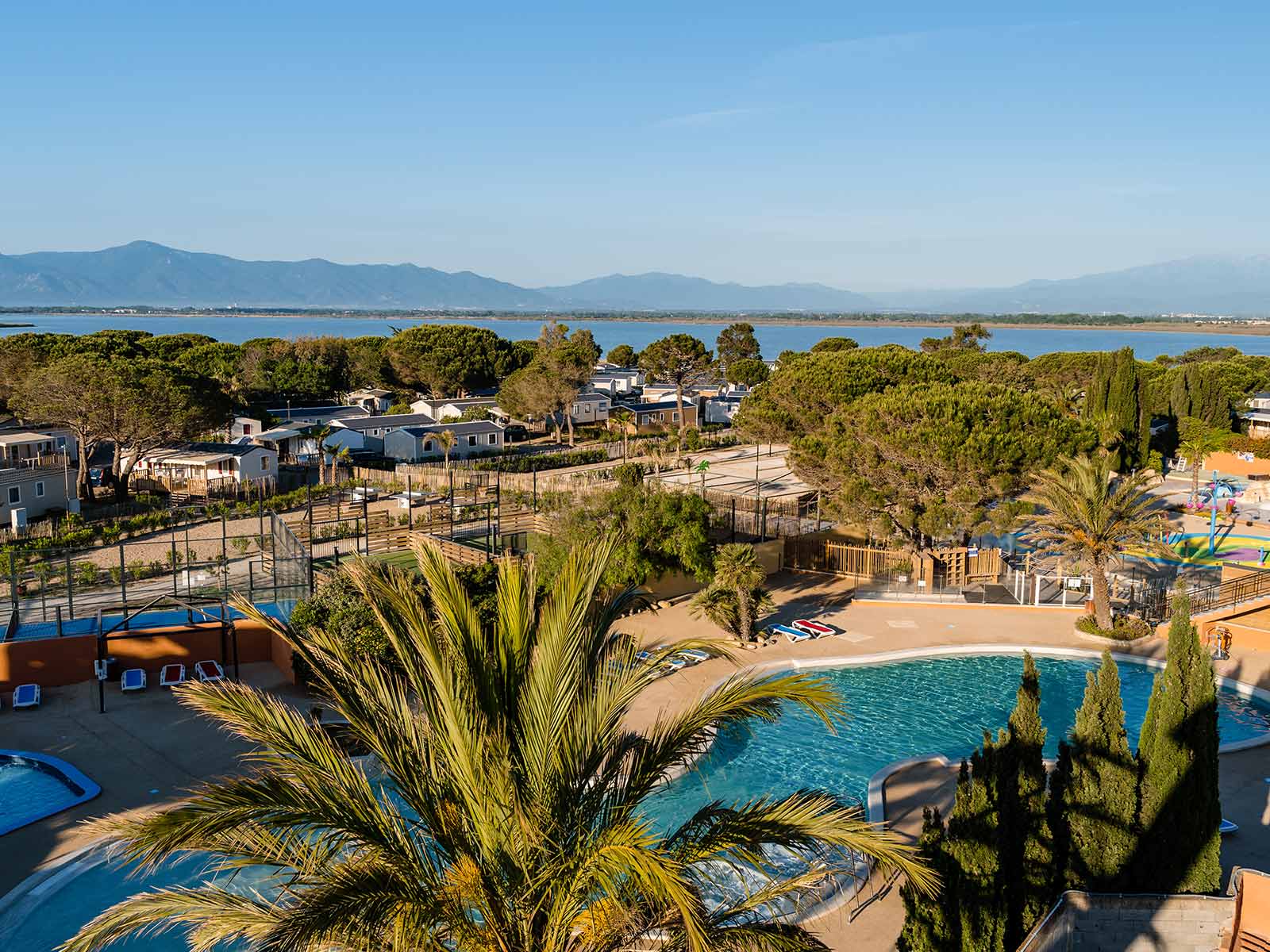 La magnifique vue aérienne du camping Siblu Villages Mar Estang 