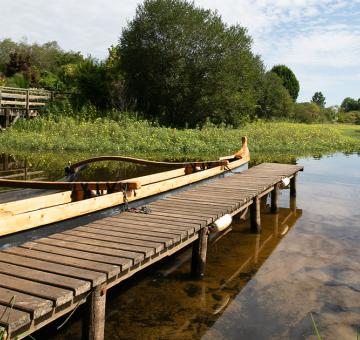 Ponton au lac du camping de Mimizan Lac