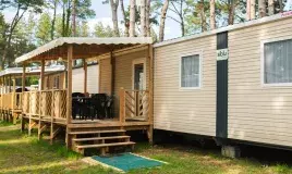 Un très bel hébergement au camping Bois de Bayadène