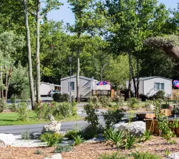 Les magnifiques mobilhomes du camping Siblu Villages Domaine de Soulac 1