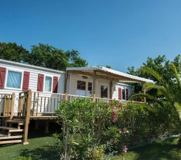 Les magnifiques mobilhomes du camping Siblu Villages Les Sables du midi 1