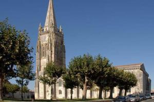 Visiter l’Église Saint-Pierre-de-Sales