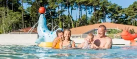 Camping juillet piscine