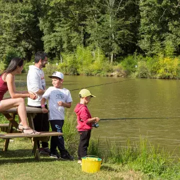 Vivre sa passion en famille la pêche en vacances au camping