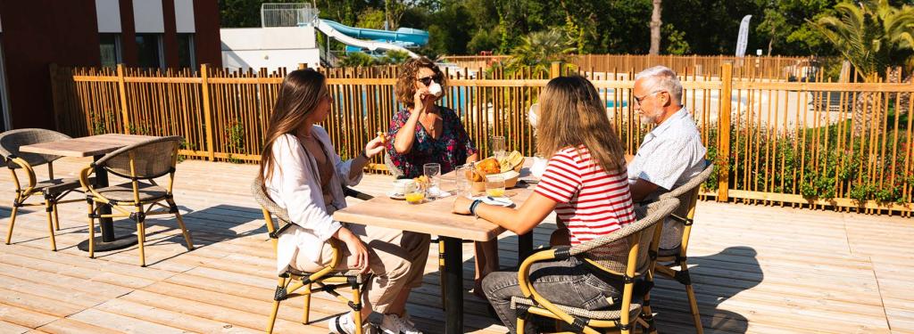 Les infrastructures du camping Siblu Villages Bois de Bayadène 1