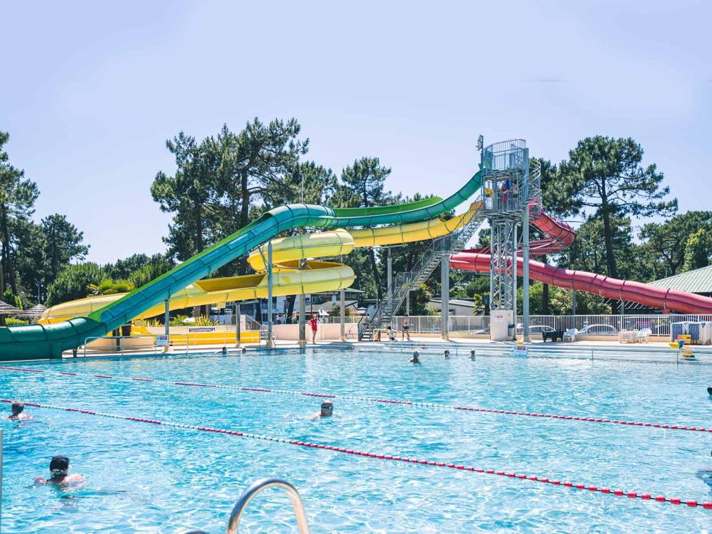 Le sublime complexe aquatique du camping Siblu Villages Bonne Anse Plage 1