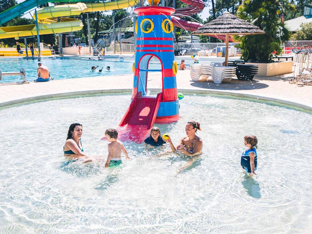 Le sublime complexe aquatique du camping Siblu Villages Bonne Anse Plage 2