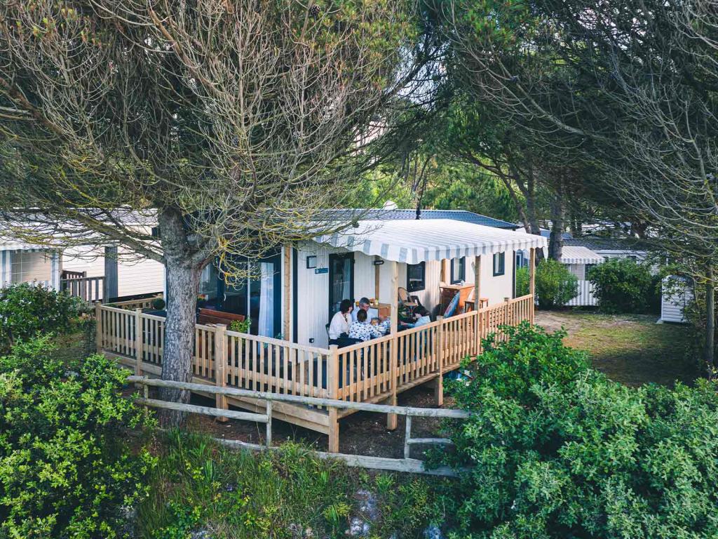 Les magnifiques mobilhomes du camping Siblu Villages Bonne Anse Plage 1