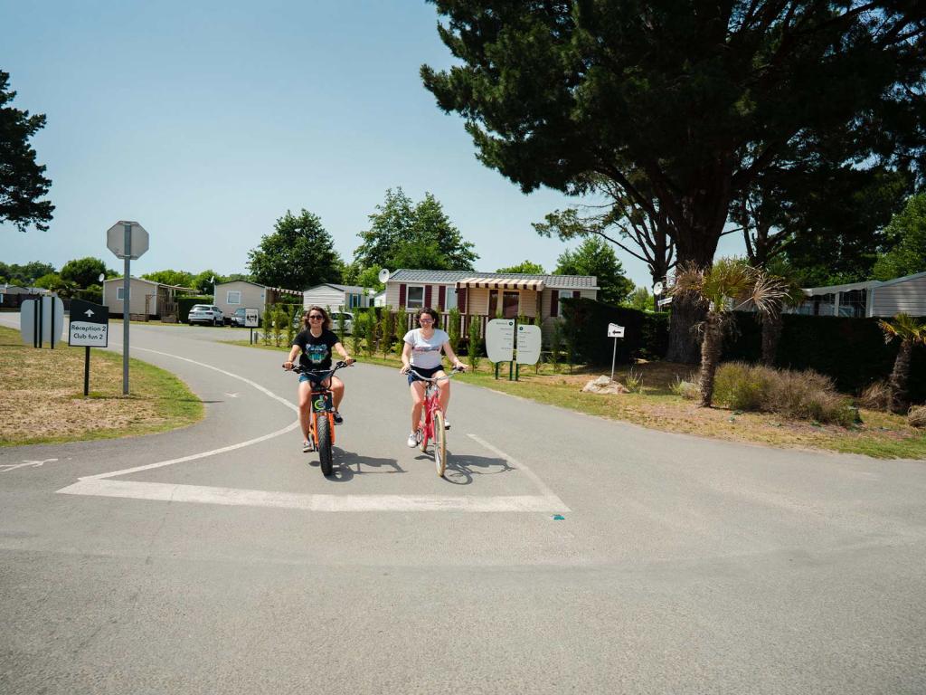 Les parfaites activités à faire en famille au camping Siblu Village Les Charmettes 1