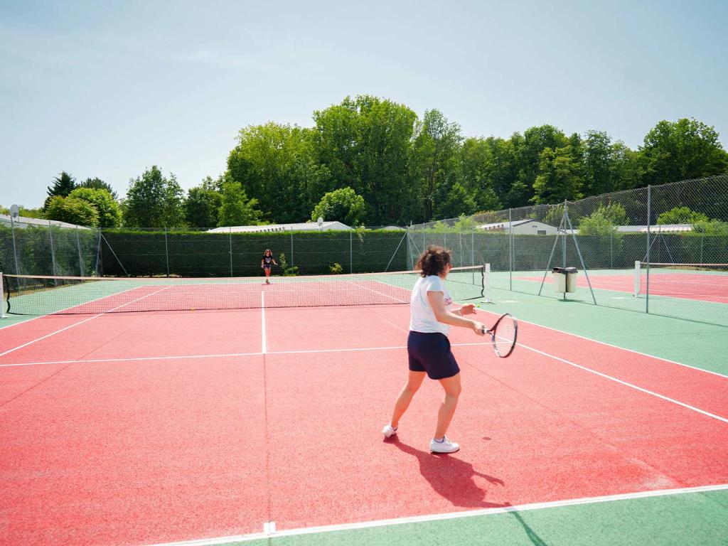 Les parfaites activités à faire en famille au camping Siblu Village Les Charmettes 2