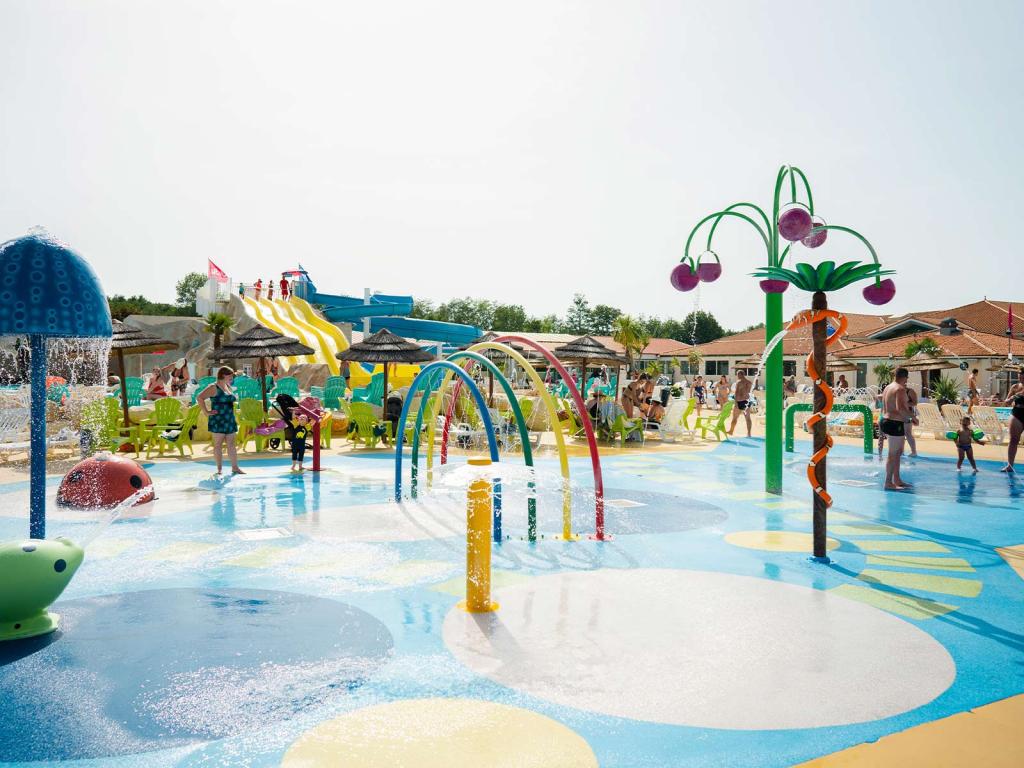 Le sublime complexe aquatique du camping Siblu Villages Les Charmettes 5