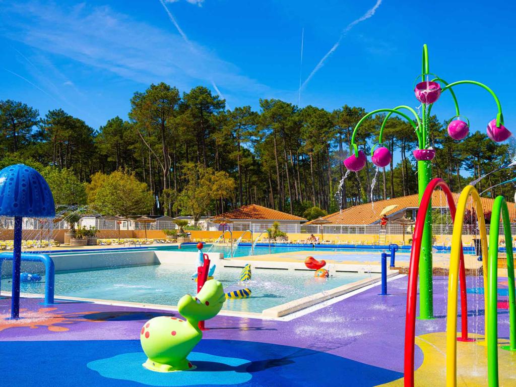 Le sublime complexe aquatique du camping Siblu Villages Les Oyats 3