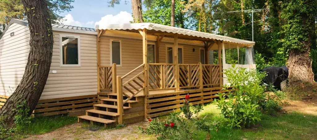Un très bel hébergement pour vos vacances au camping Bois de Bayadène