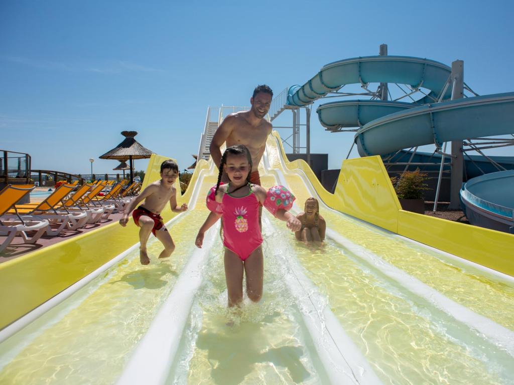 Le sublime complexe aquatique du camping Siblu Villages Le Lac des Rêves 4