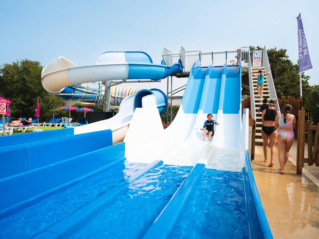 Le sublime complexe aquatique du camping Siblu Villages Domaine de Dugny 3