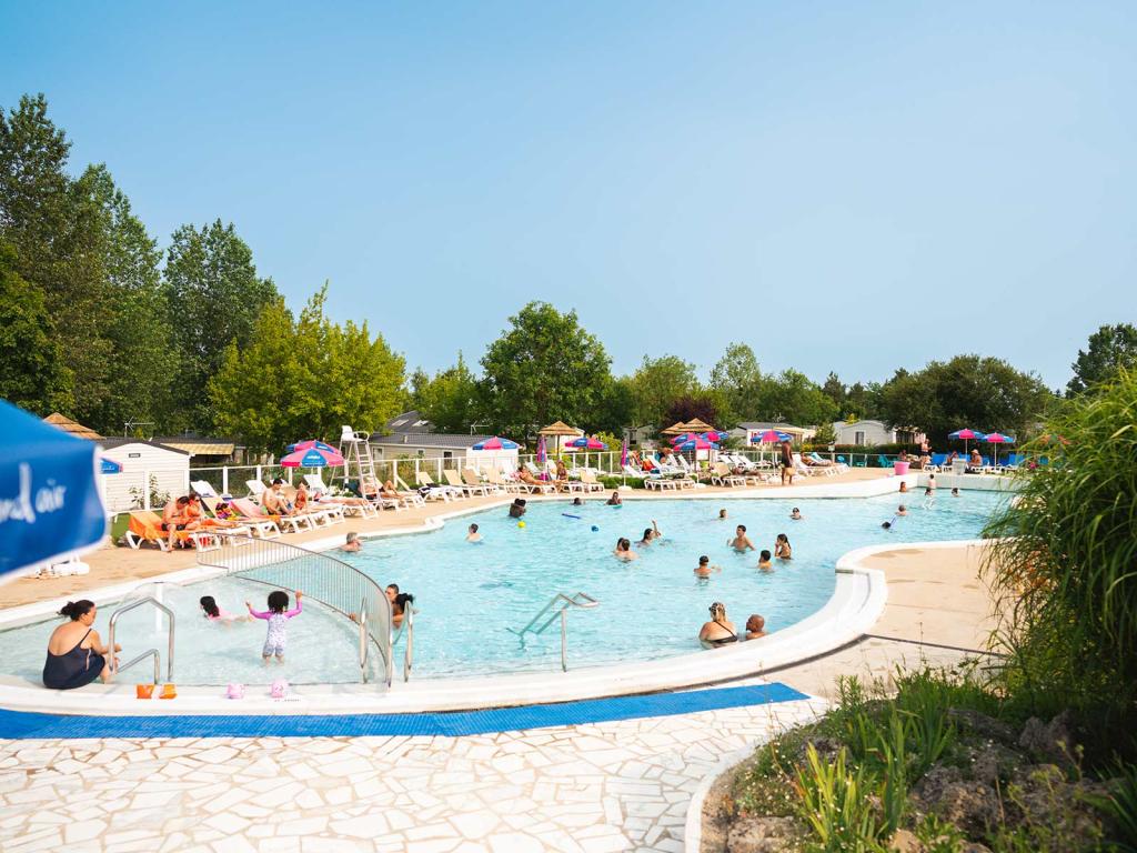 Le sublime complexe aquatique du camping Siblu Villages Domaine de Dugny 4