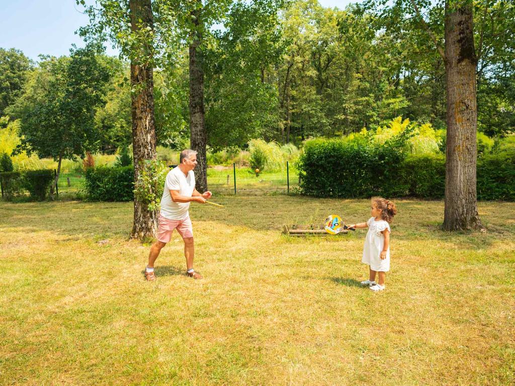 Les parfaites activités à faire en famille au camping Siblu Villages Domaine de Dugny 4