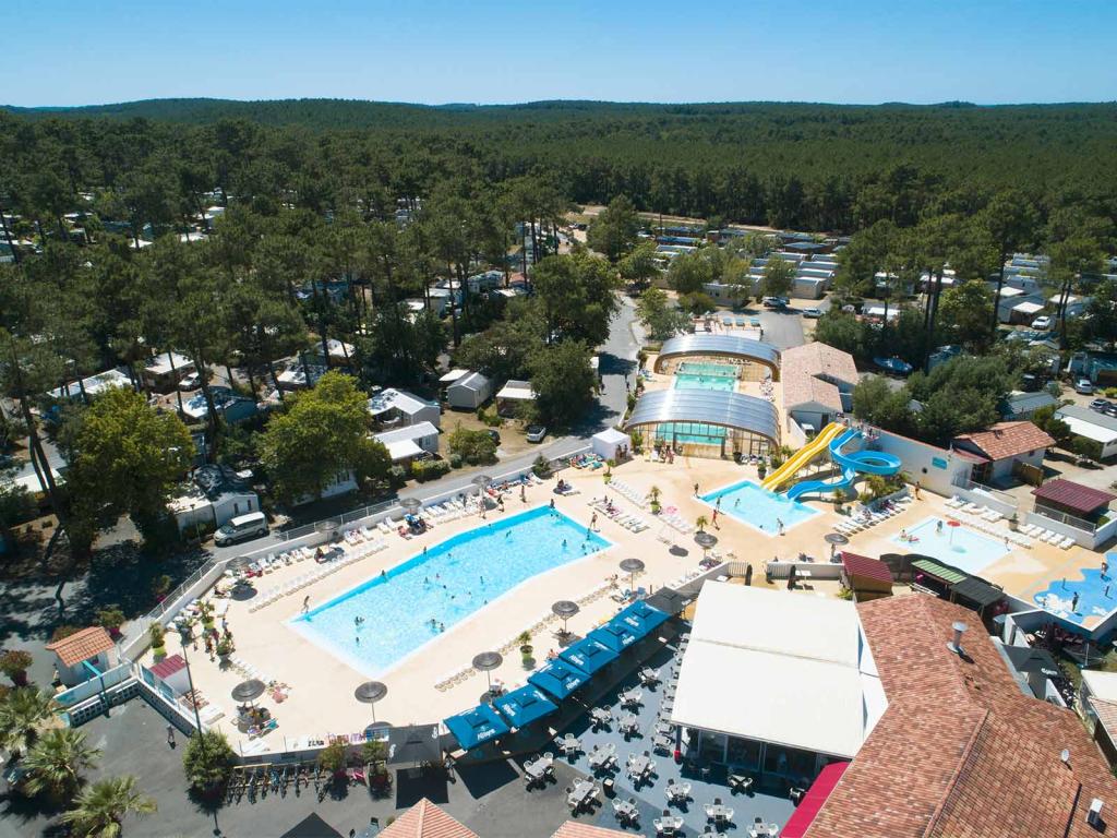 La magnifique vue aérienne du camping Siblu Villages Les Embruns 1