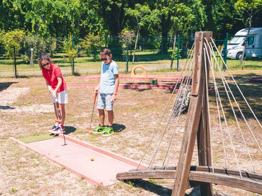 Les parfaites activités à faire en famille au camping Siblu Villages Le Pipiou 1