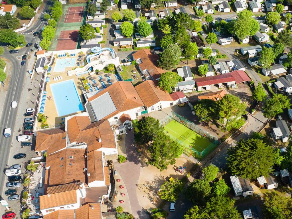 La magnifique vue aérienne du camping Siblu Villages Bois Masson 2