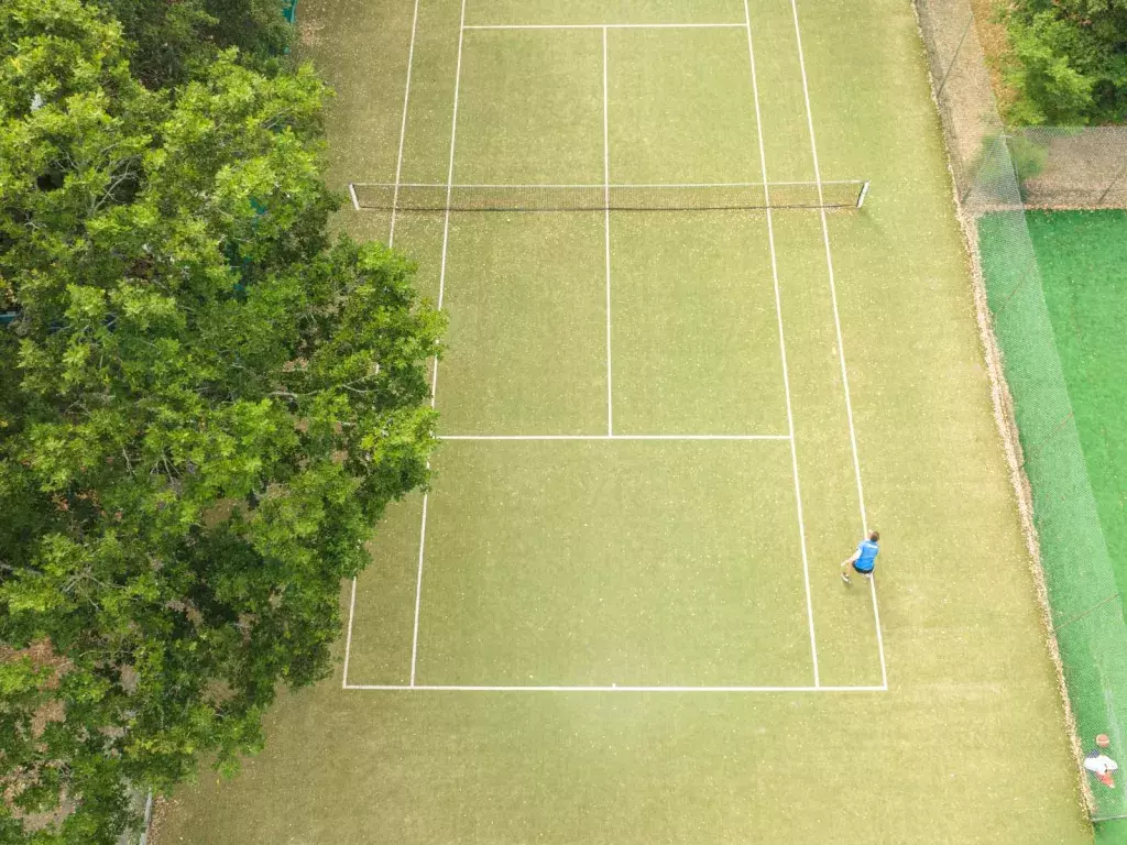 Tennis aux Pierres Couchées 