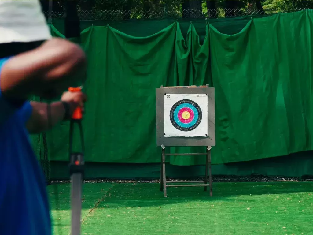 Le tire à l'arc au camping Siblu Les Pierres Couchées
