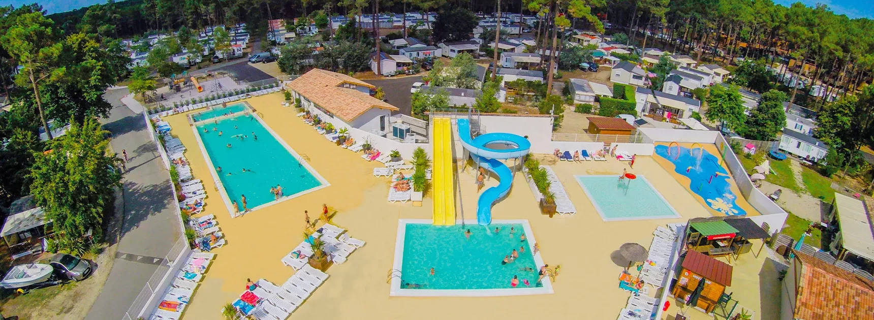 Vue aérienne du camping Les Embruns