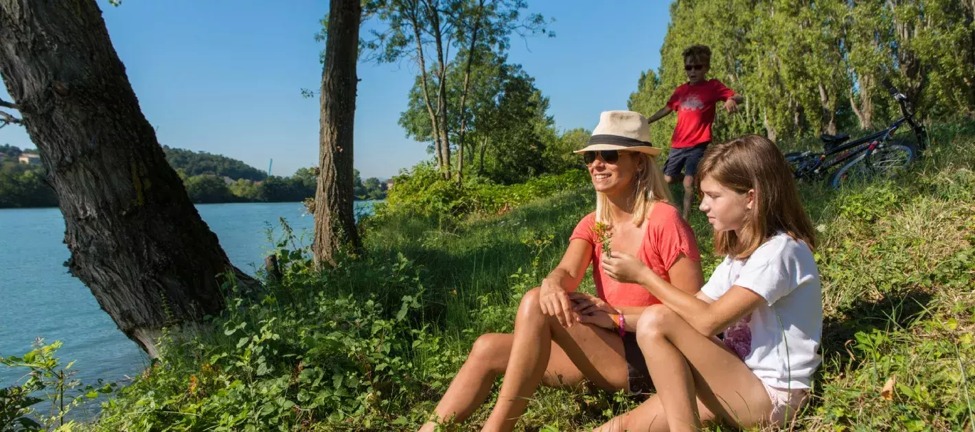 Destination camping pour vos vacances dernière minute en juin