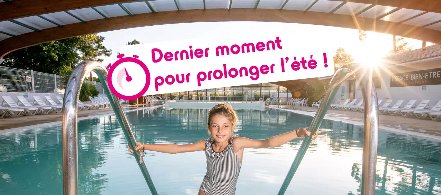 Très belle piscine couvrable pour les amateurs de natation dans les campings Siblu Villages