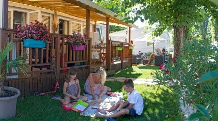 Les parfaites activités à faire en famille au camping Siblu Villages Les Rives de Condrieu 2