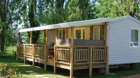 Les magnifiques mobilhomes du camping Siblu Villages Les Rives de Condrieu 1
