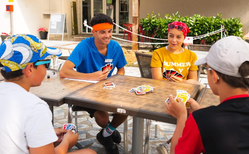 Un des nombreux jeux aux clubs enfants au Domaine de Dugny