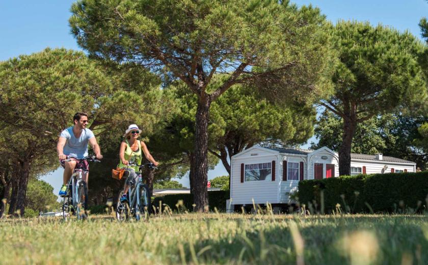 Les magnifiques mobilhomes du camping Siblu Villages Le Lac des Rêves 2