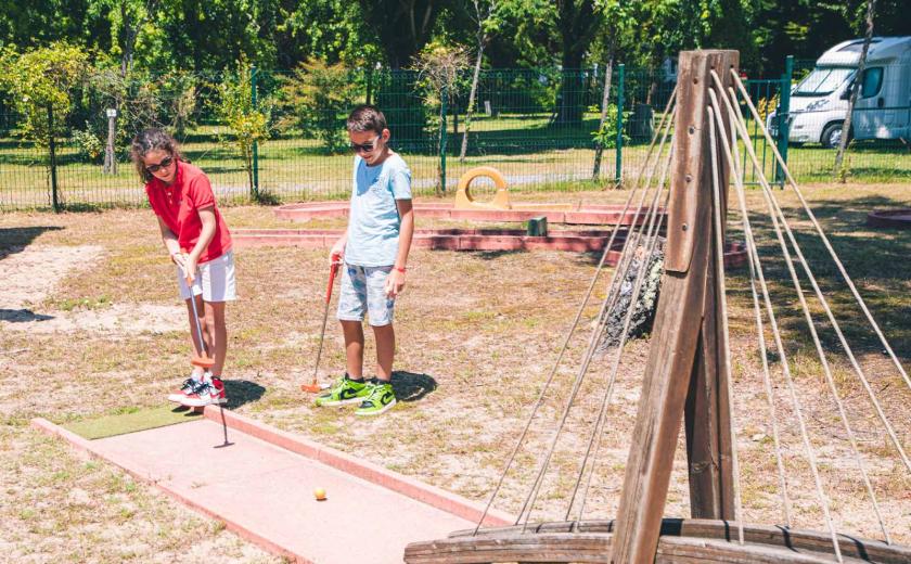 Les parfaites activités à faire en famille au camping Siblu Villages Le Pipiou 1