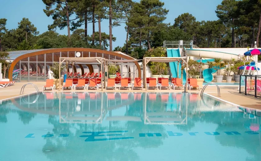 L'espace aquatique du camping Siblu Villages Les Embruns
